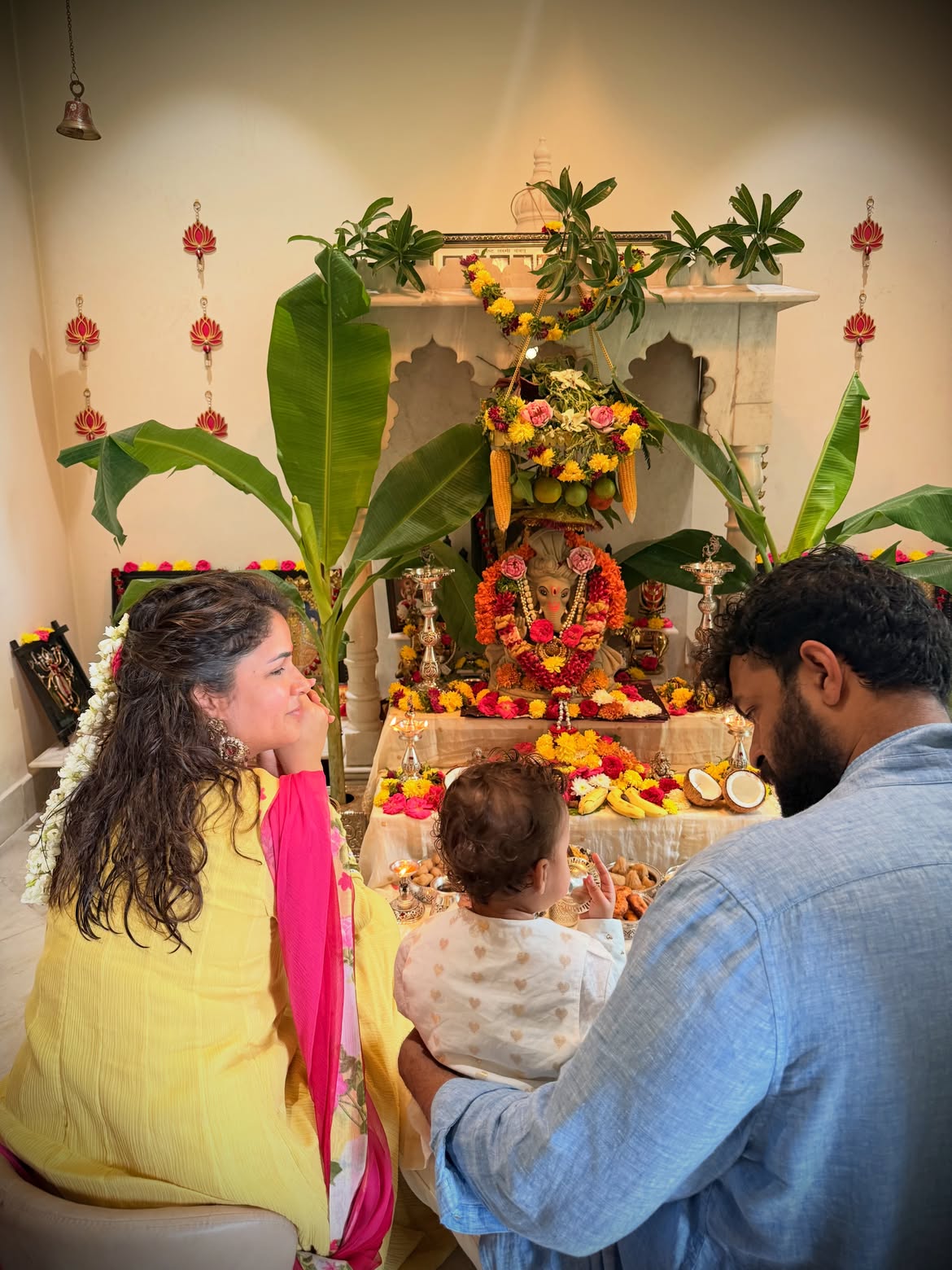 VinayakaChavithi | అత్తింట్లో రష్మిక – కొడుకుతో అల్లు అర్జున్ – స్టార్ హీరోహీరోయిన్ల వినాయక చవితి సెలబ్రేషన్స్ - Image 3