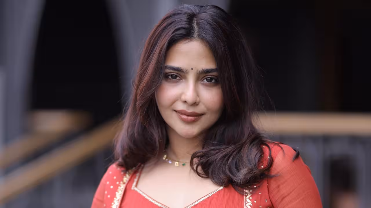 Aishwarya Lekshmi | ఆదాయం వద్దు.. ప్రశాంతతే ముద్దు అంటున్న ఐశ్వర్య లక్ష్మి.. ఇంతకీ ఏం జరిగిందంటే..?