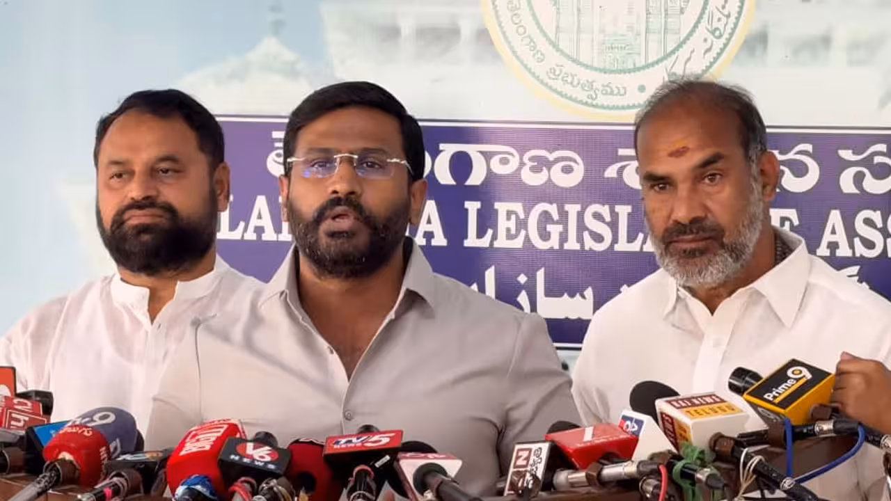 Balmoor Venkat | బీఆర్ఎస్ నేతలు బుద్ధి మార్చుకోకపోతే.. ప్రజలే మిమ్మల్ని శుద్ధి చేస్తారు: ఎమ్మెల్సీ బల్మూర్ వెంకట్