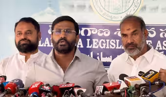 Balmoor Venkat | బీఆర్ఎస్ నేతలు బుద్ధి మార్చుకోకపోతే.. ప్రజలే మిమ్మల్ని శుద్ధి చేస్తారు: ఎమ్మెల్సీ బల్మూర్ వెంకట్