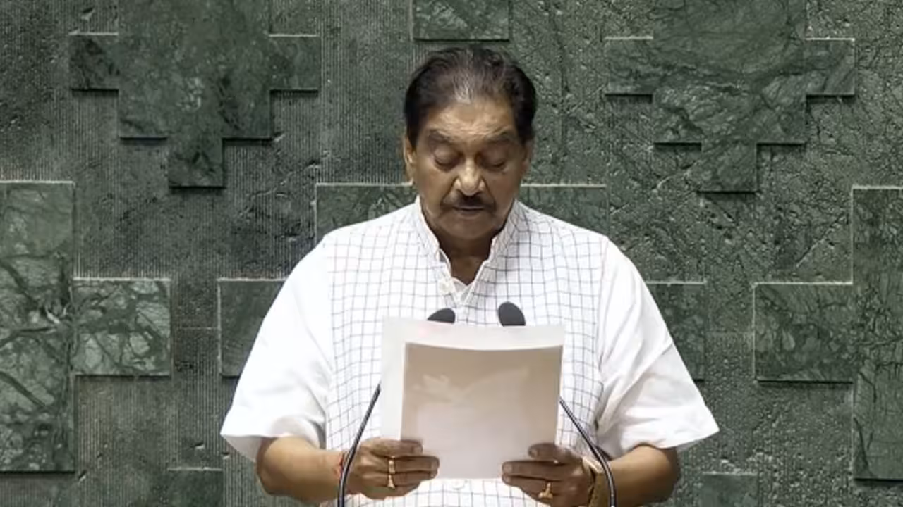 Arup Chakraborty Lokpal Case | ఆ పార్టీ మారగానే అదృష్టమొచ్చిందా?.. ఎంపీపై కేసులన్నీ కొట్టివేసిన లోక్పాల్