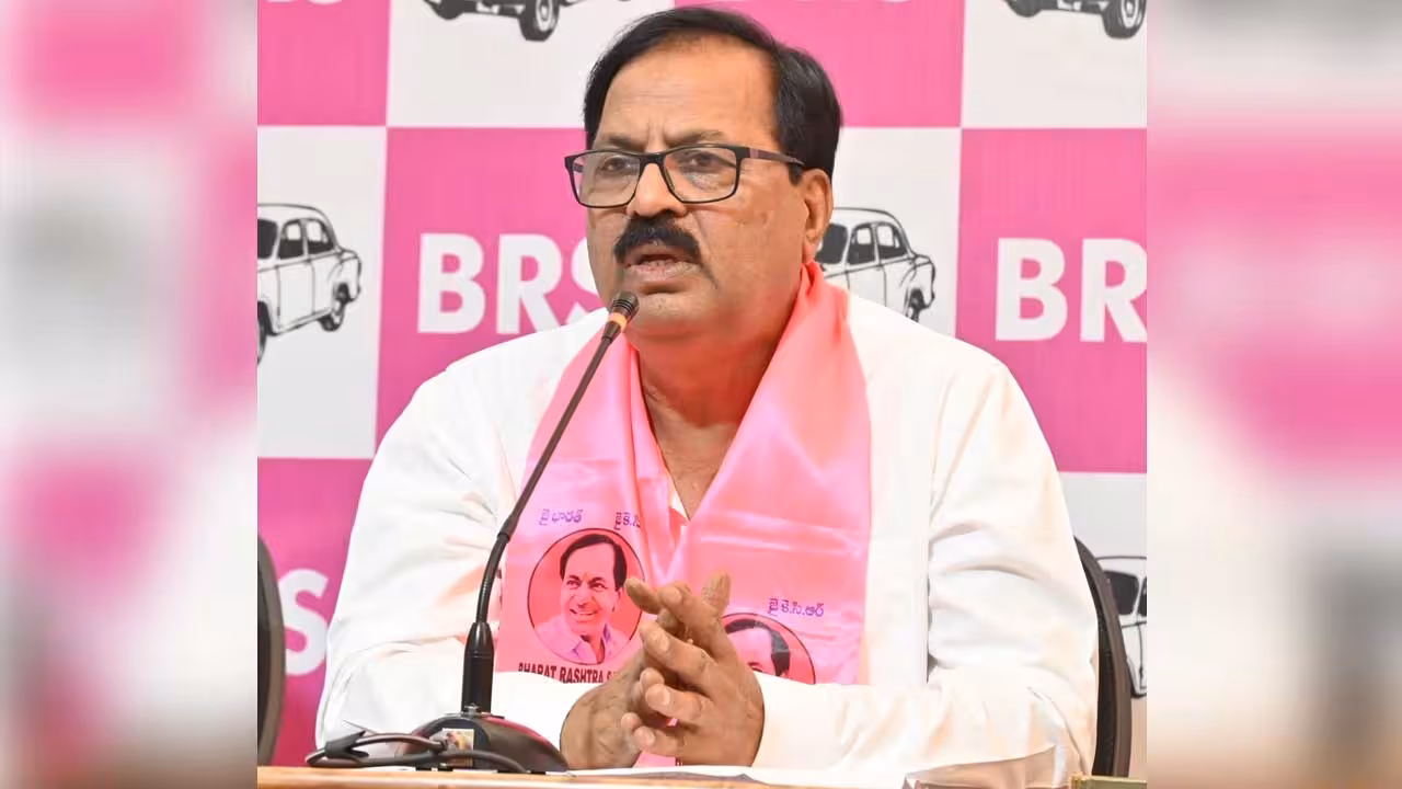 Devi Prasad | చర్చలు కాదు.. పీఆర్సీ నివేదిక కావాలి : దేవీ ప్రసాద్