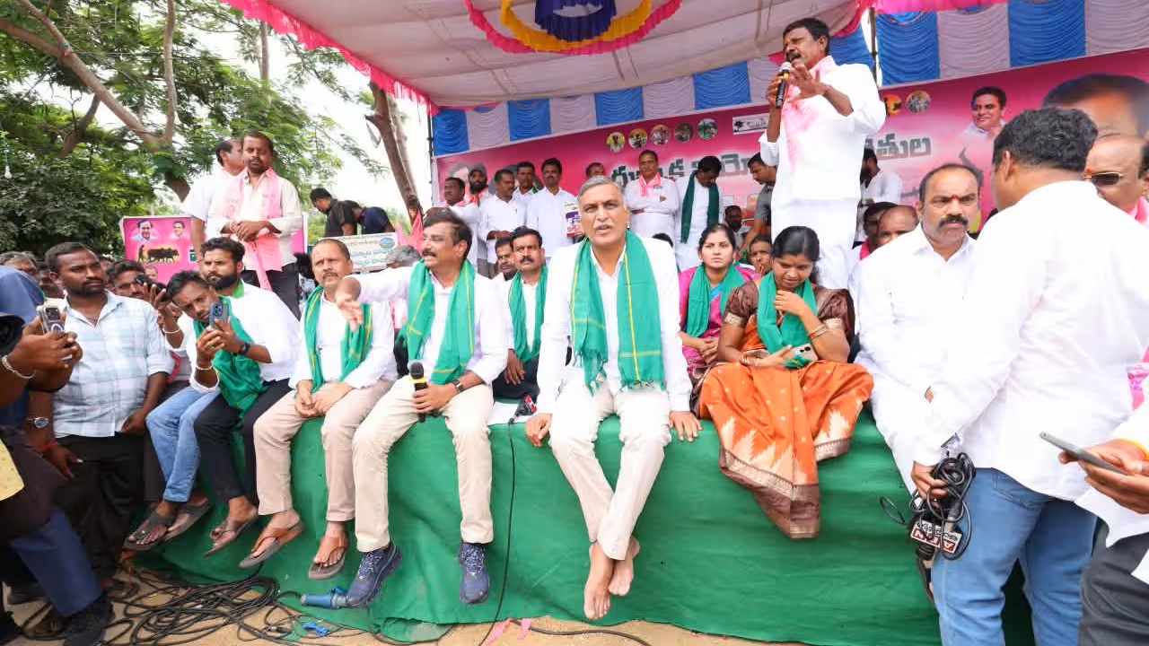 Harish Rao Demands CM Revanth Reddy's Resignation Over Failed Youth Promises
