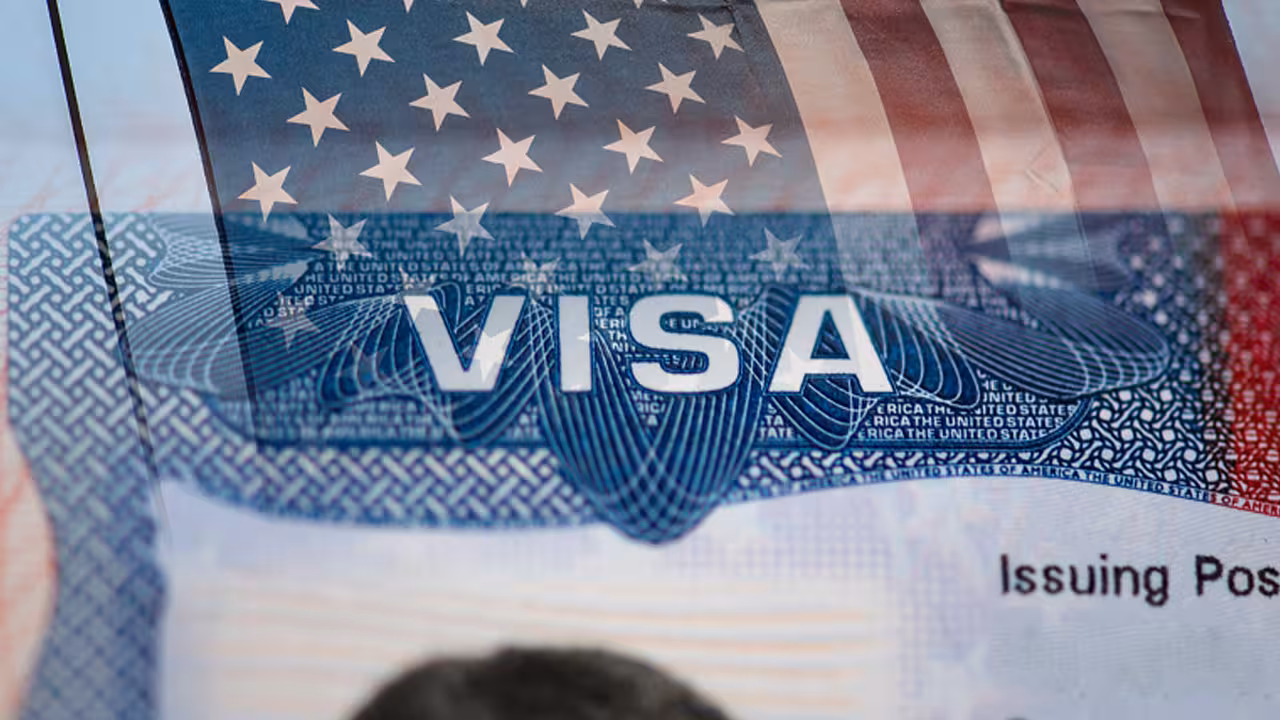 US Visitor Visa Hyderabad | అమెరికా టూర్ ప్లాన్ చేస్తున్నారా? అయితే ఏడాది ఆగాల్సిందే.. హైదరాబాద్లోనే అత్యధిక వెయిటింగ్ పీరియడ్