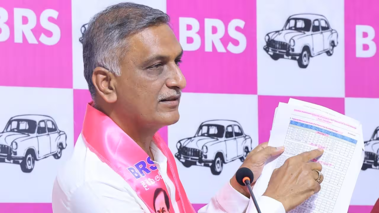 Harish Rao | సీనియర్ రిటైర్డ్ ఇంజనీర్లను బెల్టుతో కొడతామని రేవంత్ రెడ్డి బెదిరించారు