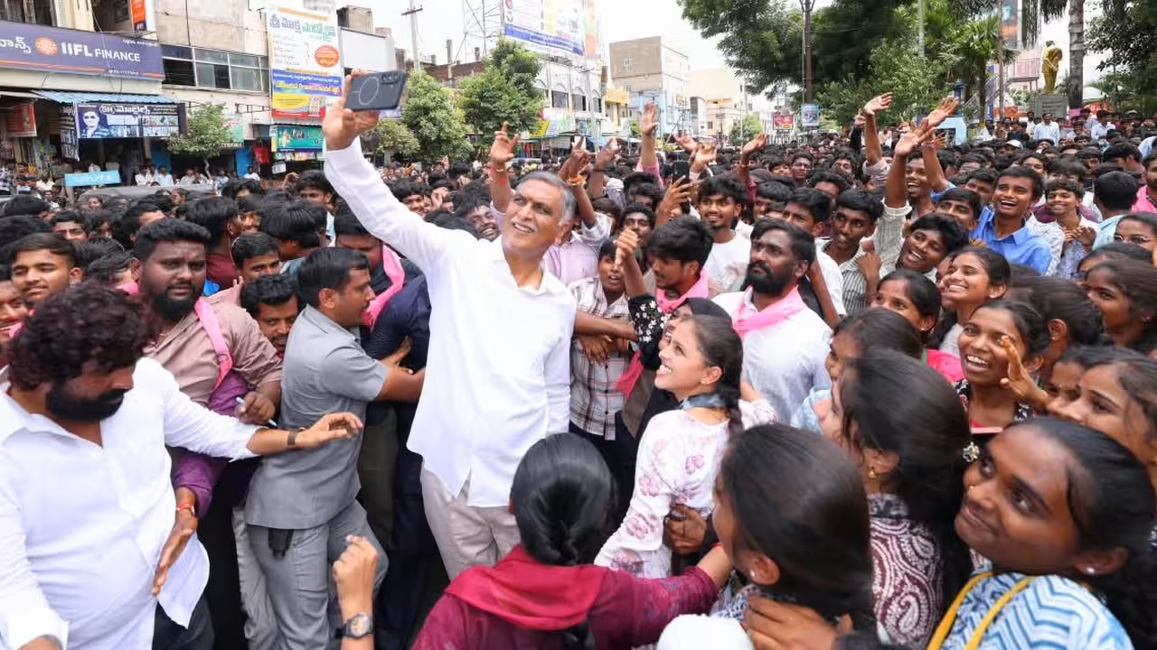 Harish Rao Demands CM Revanth Reddy's Resignation Over Failed Youth Promises