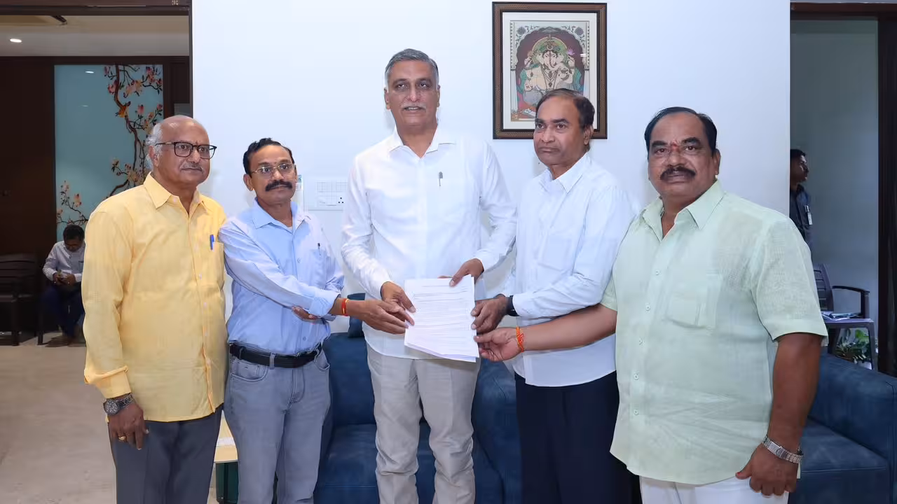 Telangana RTC employees | ఆర్టీసీ లాభాల్లో ఉంటే ఆ బకాయిల సంగతేంటి?