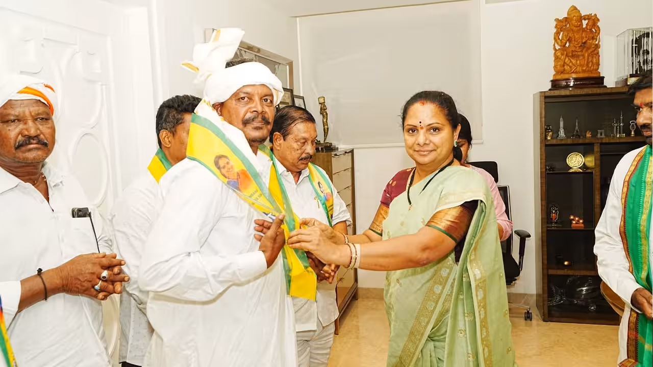 TRS | టీఆర్ఎస్లోకి నాగోబా ఆలయ ప్రధాన పూజారి.. అక్టోబర్లో ఇంద్రవెల్లిలో భారీ బహిరంగ సభ