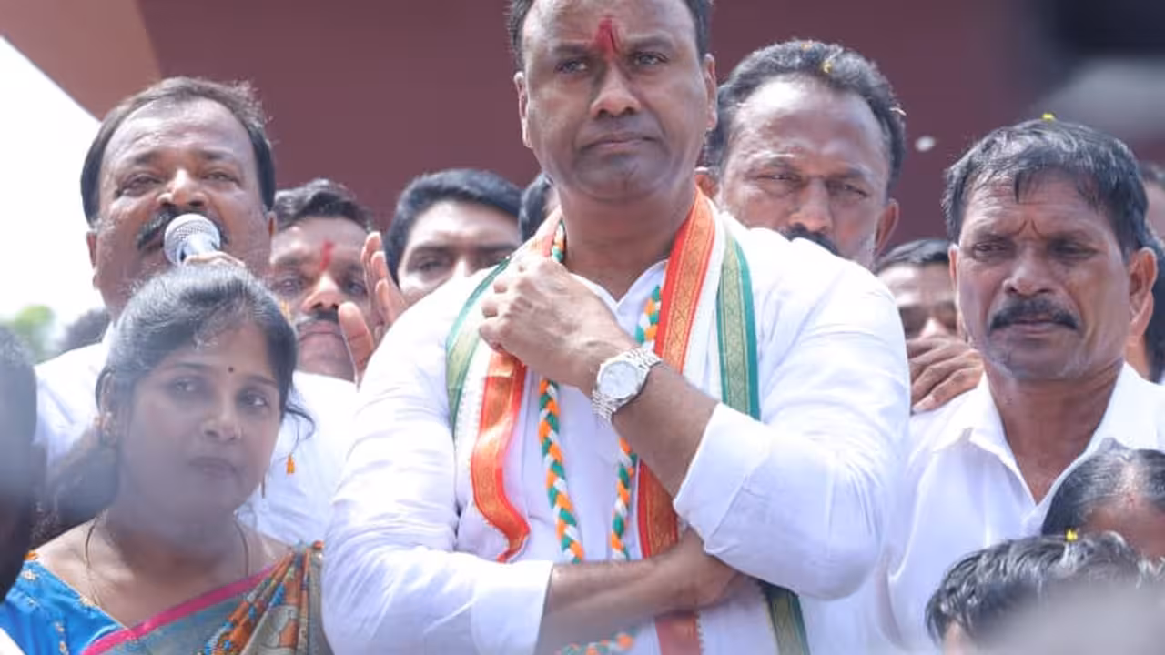 Will Fight For Real Congress Workers Rajgopal Reddy on YSR Death Anniversary