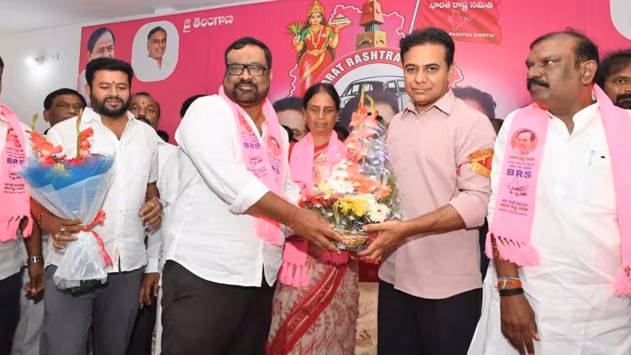 KTR | వానపాములు కూడా నాగుపాముల్లాగా బుసలు కొడుతున్నయ్ : కేటీఆర్