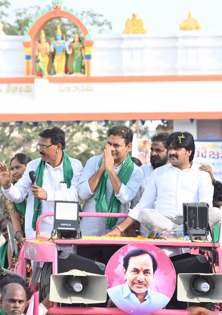 KTR Slams Revanth Reddy Over Power Cuts and Water Crisis at Pebberu Rally