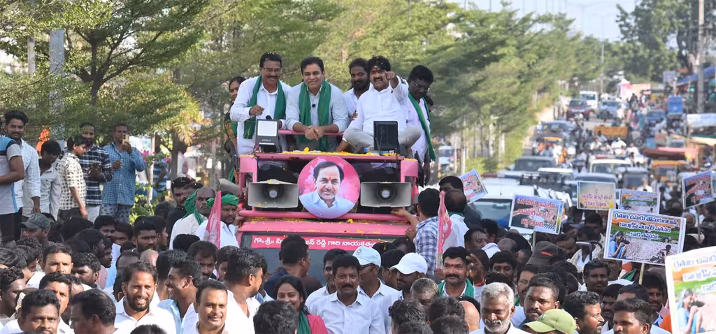 KTR Slams Revanth Reddy Over Power Cuts and Water Crisis at Pebberu Rally