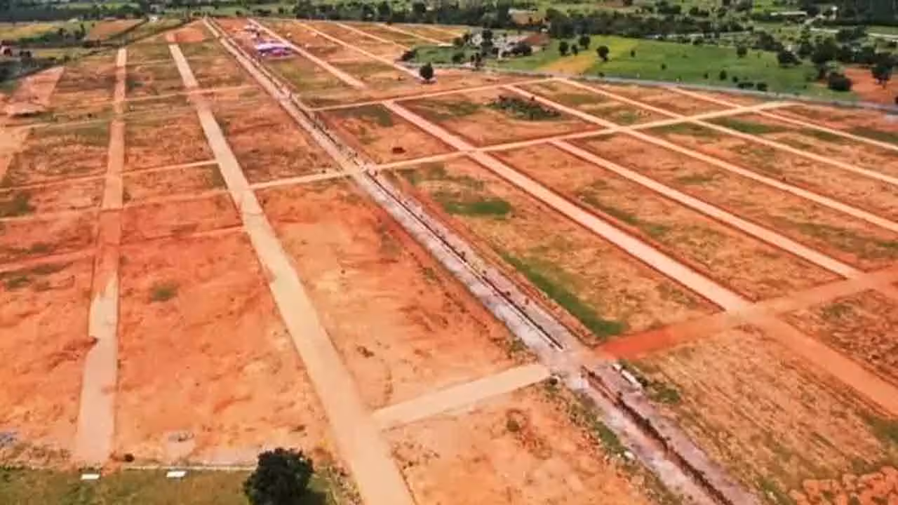 Mokila | మోకిలా, బాచుపల్లిలో.. ఒక్కో ప్లాట్ ధర ఎంతో తెలుసా?