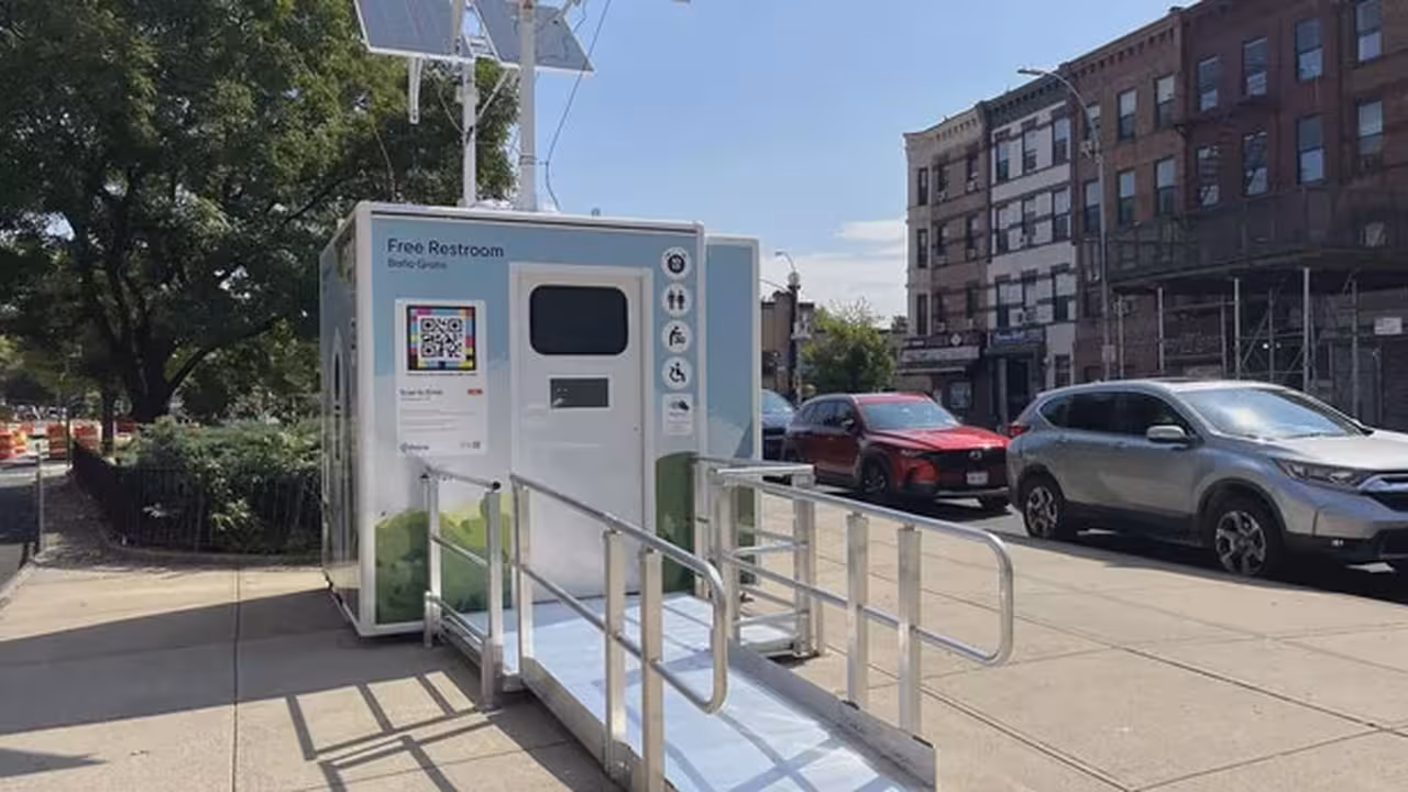 NYC Installs Smart Public Restrooms With 10-Minute Timer and Auto-Open Doors