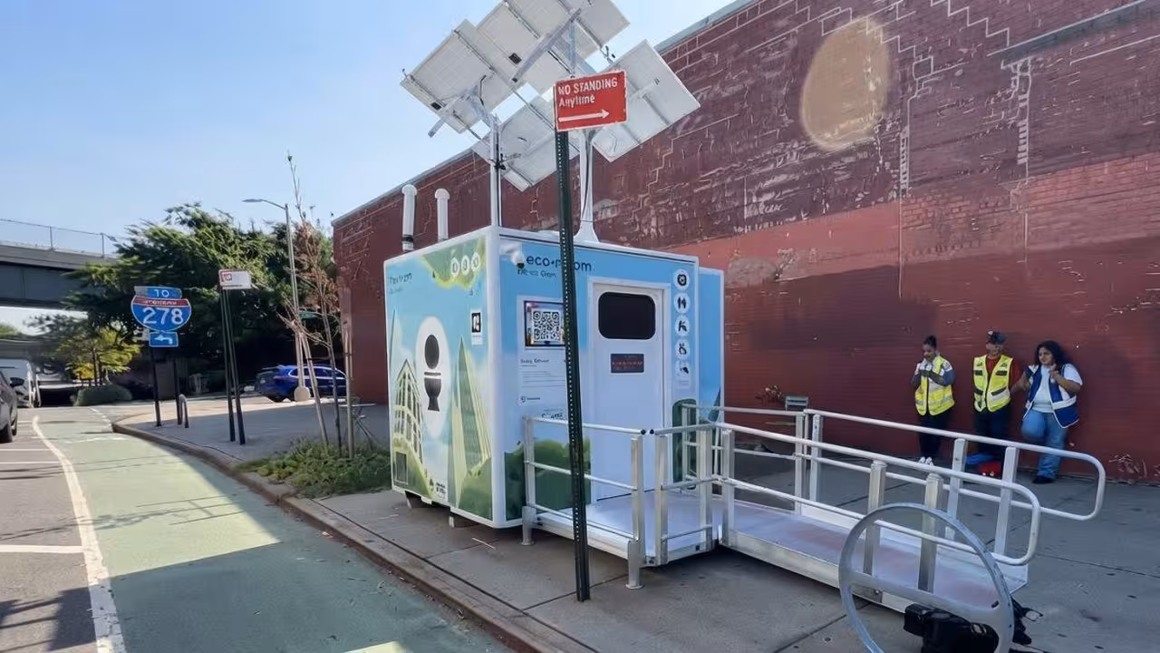 NYC Installs Smart Public Restrooms With 10-Minute Timer and Auto-Open Doors