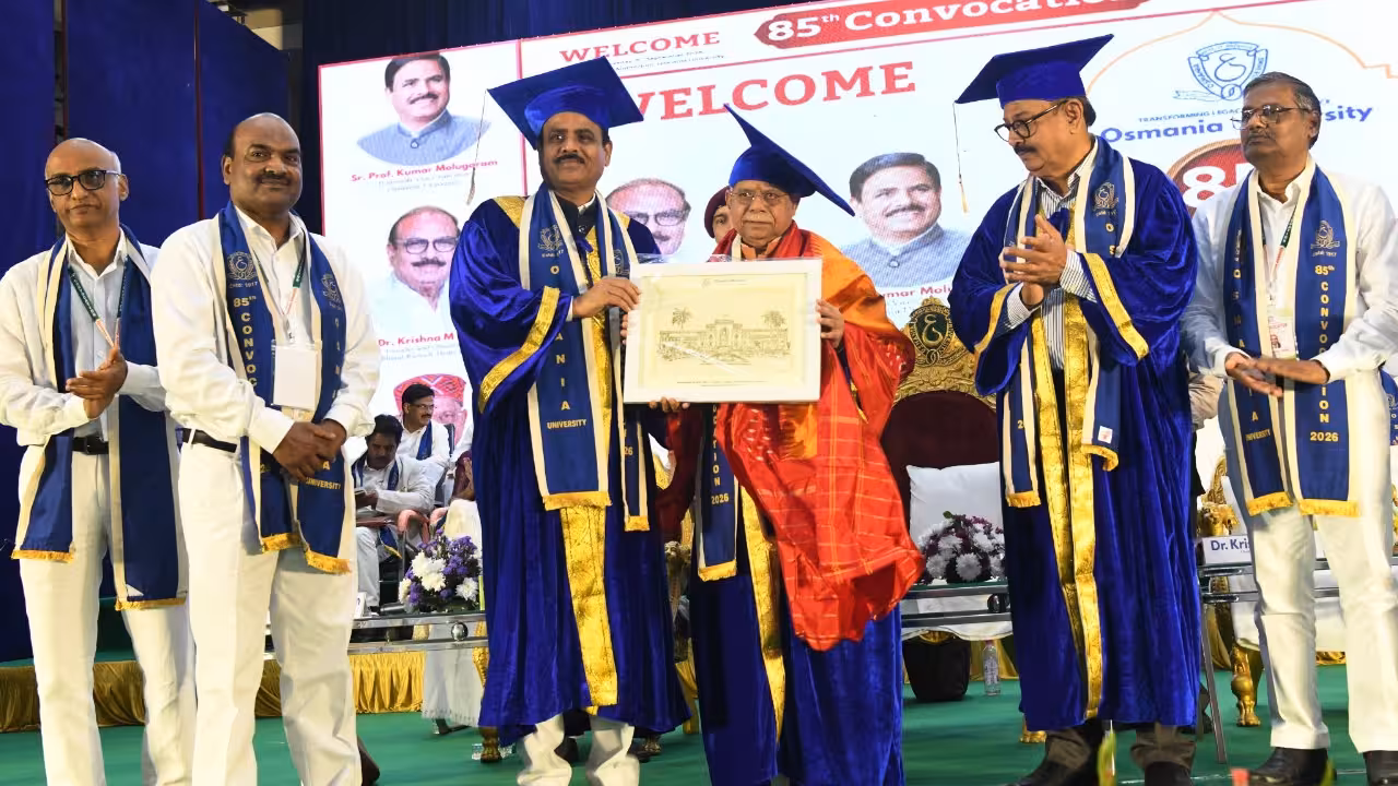 Osmania University 85th Convocation | జాబ్ సీకర్స్ వద్దు.. ఎంట్రప్రెన్యూర్స్గా ఎదగండి