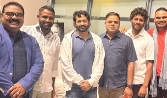 Pochampally Srinivas Reddy | లండన్ పర్యటనలో ఎమ్మెల్సీ పోచంపల్లి శ్రీనివాస్ రెడ్డి.. ఎన్ఆర్ఐ బీఆర్ఎస్ నేతల ఘన స్వాగతం