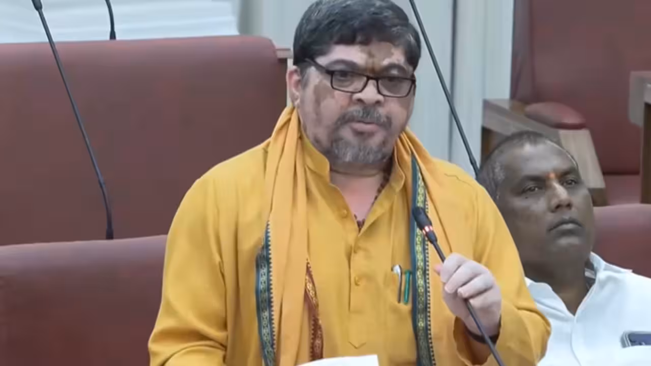 E20 Petrol | కేంద్రం తీసుకొచ్చిన ఇథనాల్ పెట్రోల్కు పొన్నం ప్రభాకర్ మద్దతు.. అదంతా అపోహే అన్న మంత్రి