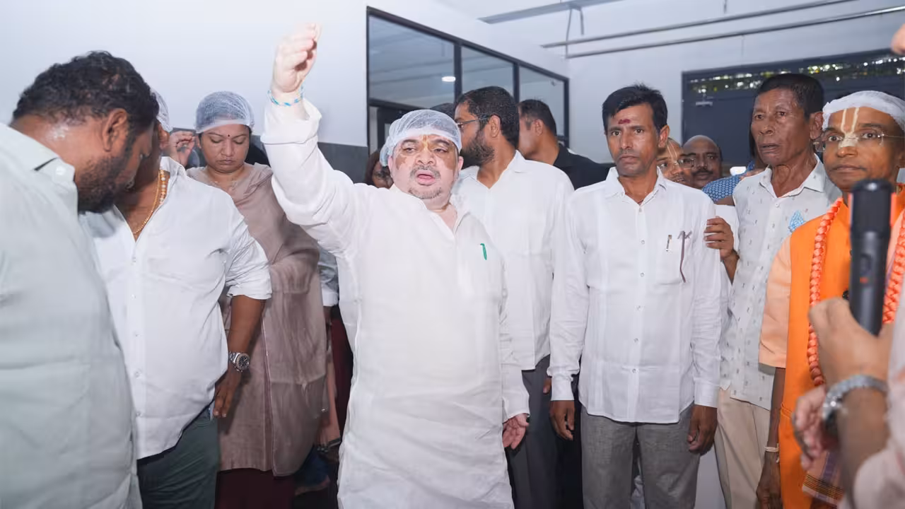 Massive Centralized Kitchen Inaugurated in Karimnagar for Student Breakfast