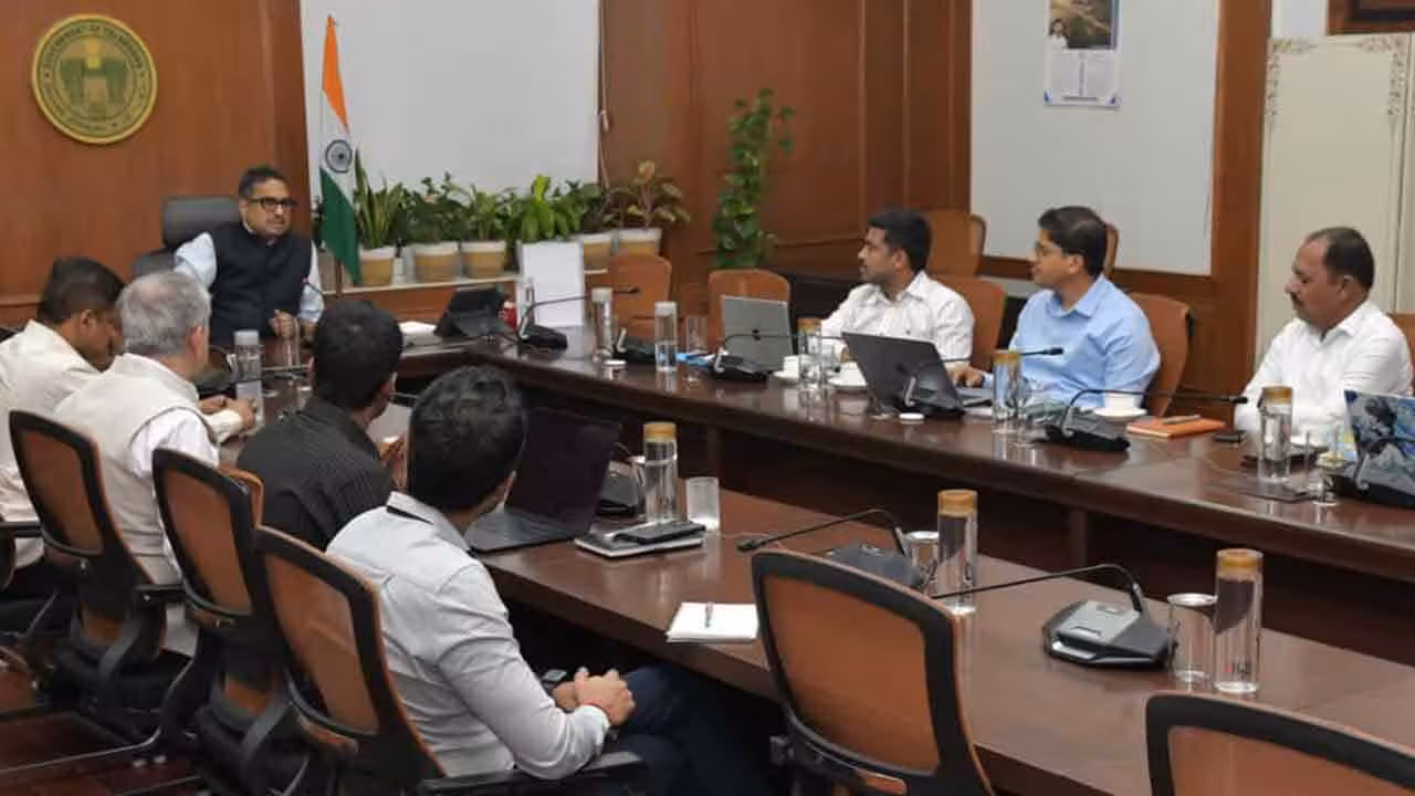 Global Summit | ప్రపంచ స్థాయి పెట్టుబడిదారులను ఆహ్వానించండి.. గ్లోబల్ సమ్మిట్పై సీఎస్ సమీక్ష