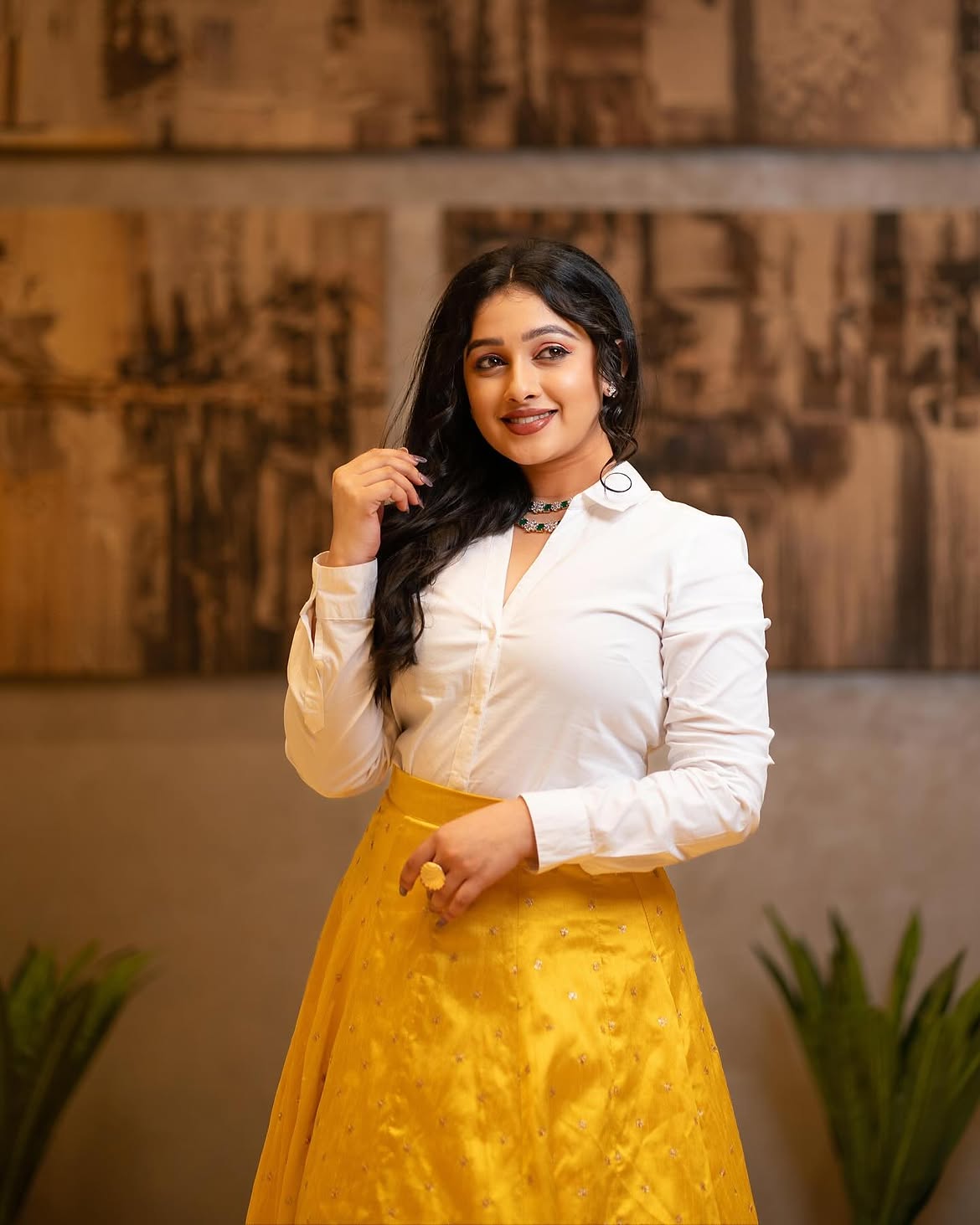 హరివినయ్తో ఏడేళ్ల క్రితం ఐశ్వర్య పెళ్లి జరిగింది. హరివినయ్ తెలుగు సీరియల్ నటి నవ్యస్వామికి సోదరుడు అవుతాడు.