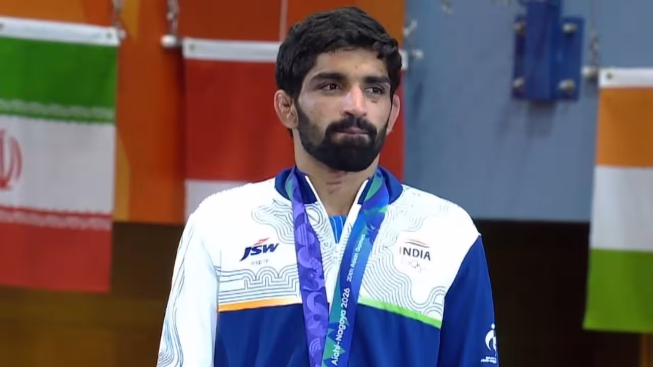 Aman Sehrawat | అమన్ పసిడిపట్టు..! ఆసియా క్రీడల్లో చరిత్ర సృష్టించిన సెహ్రావత్..!