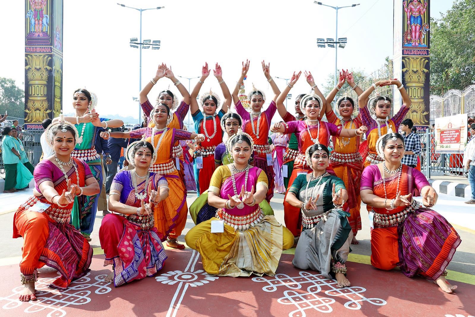 Navaratri Brahmotsavam | చిన్నశేష వాహనంపై శ్రీకృష్ణుడిగా శ్రీవారు.. తిరుమలలో బ్రహ్మోత్సవ వైభవం! - Image 20