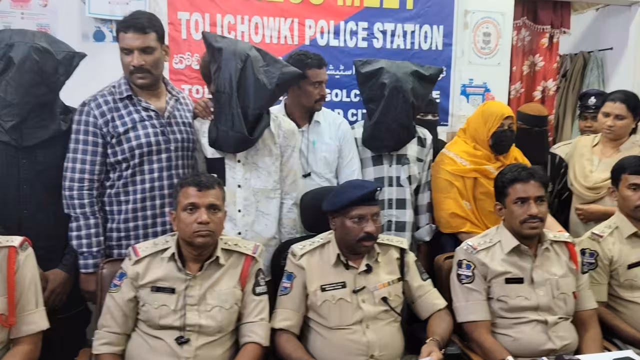 City Crime | మైనర్ బాలిక అక్రమ రవాణా కేసులో 8 మంది అరెస్ట్.. 24 గంటల్లోనే కేసును ఛేదించిన పోలీసులు