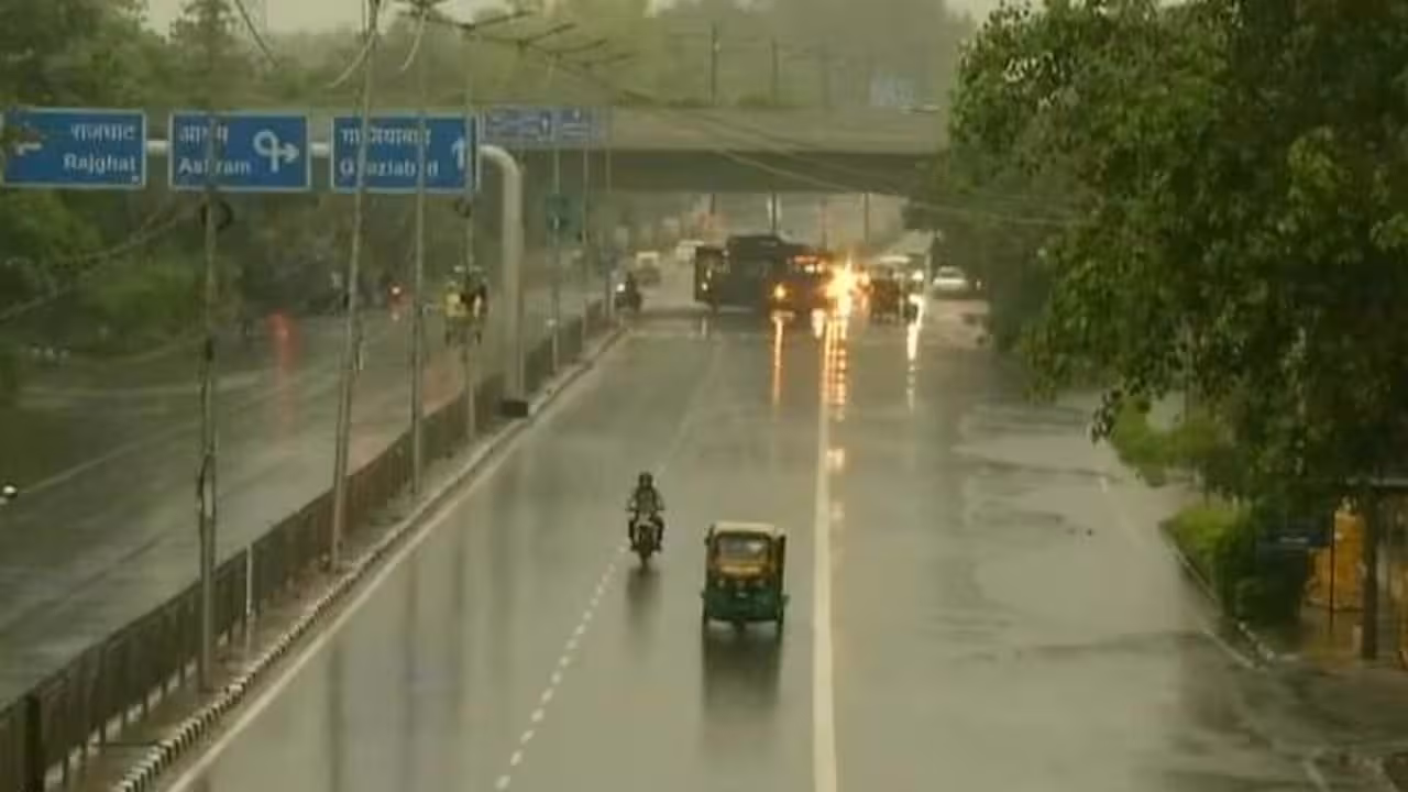 Coldest October Day | అక్టోబర్లో అత్యంత చల్లని రోజుగా శుక్రవారం.. 75 ఏండ్లలో తొలిసారి..