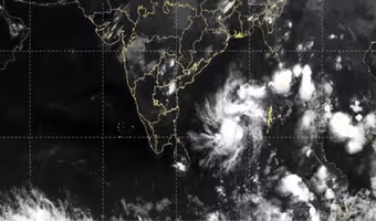 Cyclone Threat | బంగాళాఖాతంలో మరో వాయుగుండం.. ఇస్రో శాటిలైట్‌ చిత్రాల్లో స్పష్టంగా గుర్తింపు..