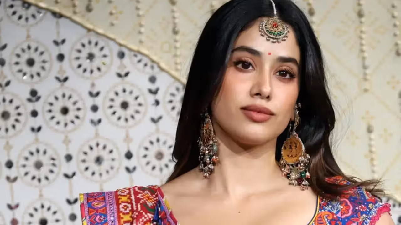 Janhvi Kapoor | జాన్వీ కపూర్ హిడెన్ టాలెంట్..! సోషల్ మీడియాలో ట్రోల్స్..!