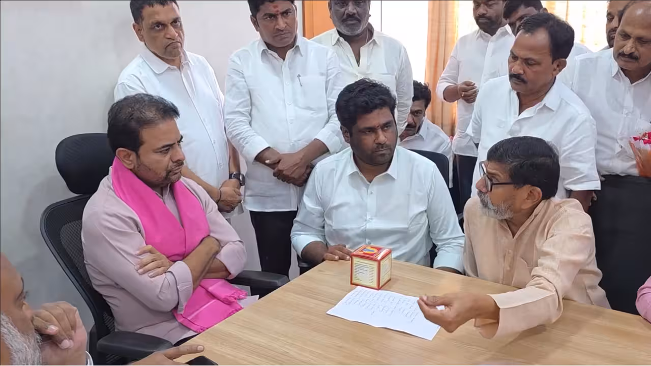 KTR | సహకార ఎన్నికలు నిర్వహించేలా ప్రభుత్వంపై ఒత్తిడి తెండి.. కేటీఆర్కు సంఘాల అధ్యక్షుల రిక్వెస్ట్