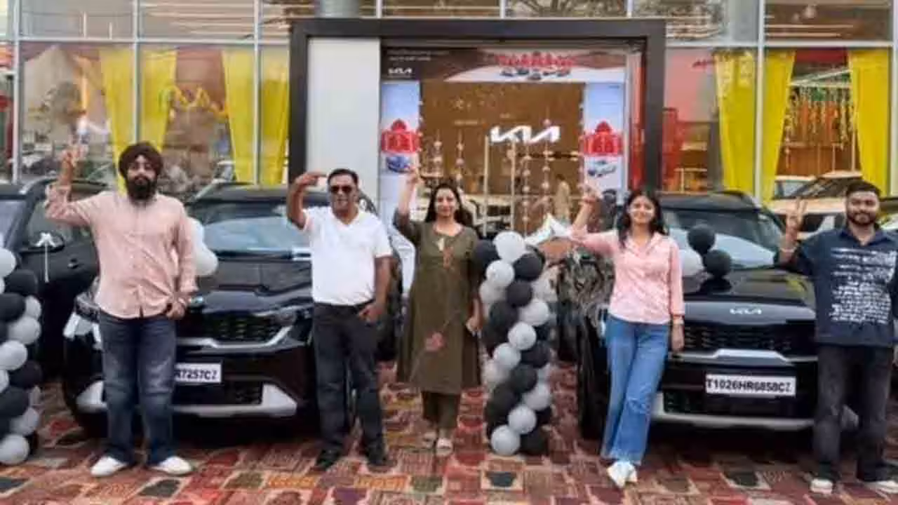 Kia Sonnet diwali bonus to employees | దీపావళి గిఫ్ట్ అంటే.. ఆ కంపెనీలో కారే.. ఎంతమంది ఉద్యోగులకు ఇచ్చారో తెలుసా..?