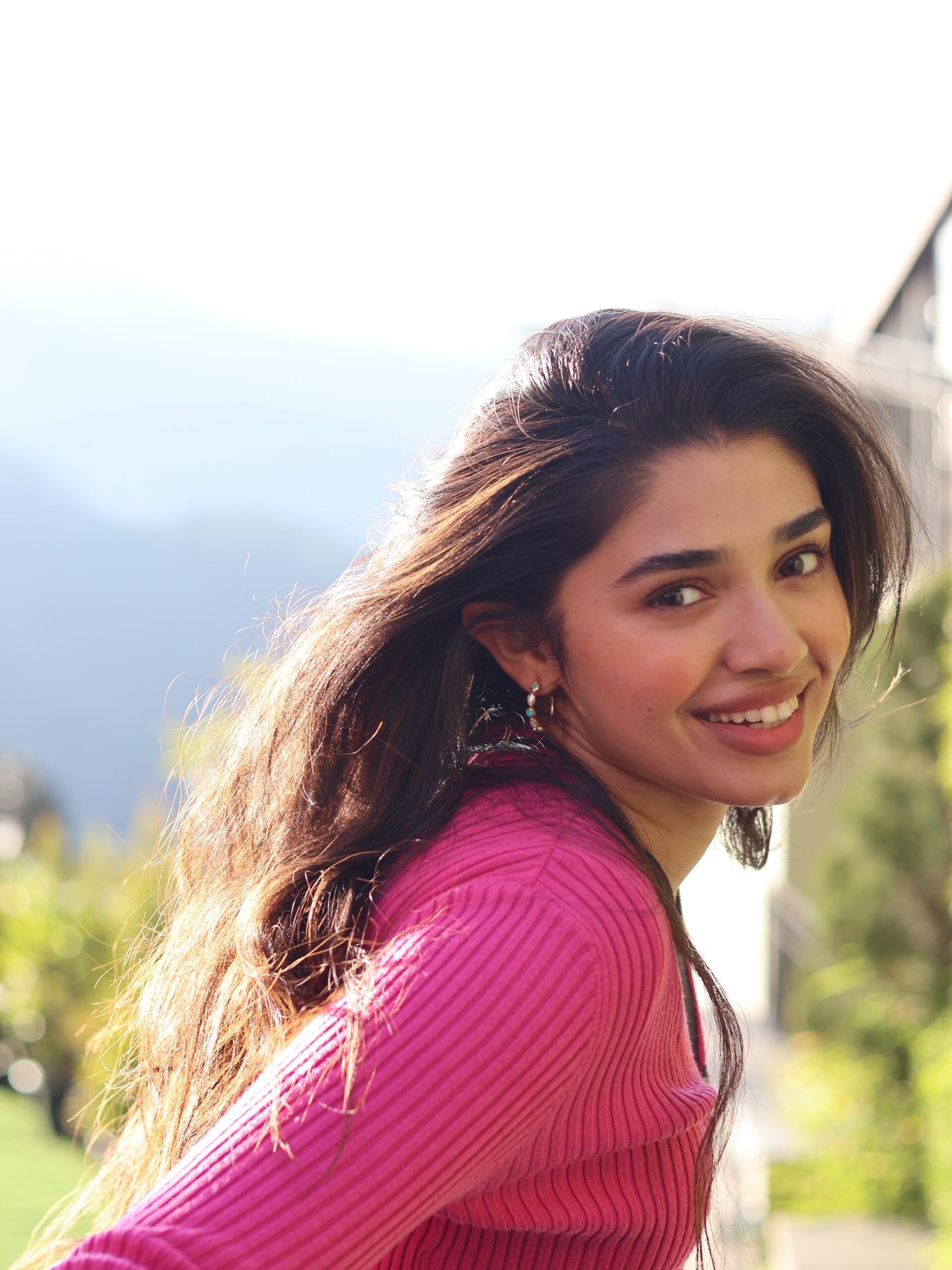 Krithi Shetty | క్యూట్ లుక్లో బేబమ్మ – నాచురల్ బ్యూటీ అంటూ కాంప్లిమెంట్స్ - Image 6