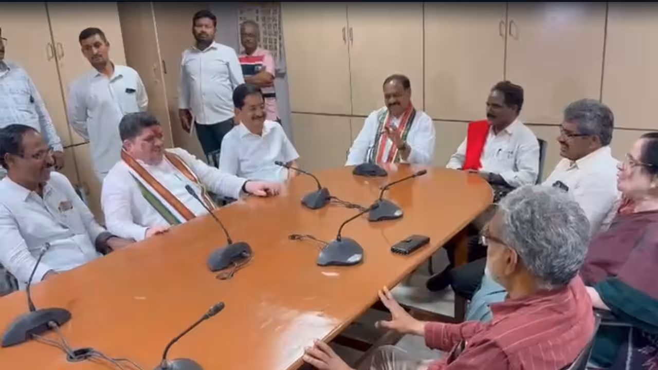 Mahesh Kumar Goud | పట్టభద్రుల ఎమ్మెల్సీ ఎన్నికల్లో మద్దతివ్వండి.. సీపీఎం నేతలను కోరిన పీసీసీ చీఫ్