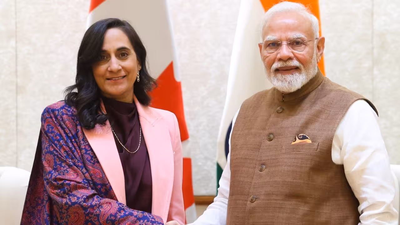 PM Modi | మోదీని కలిసిన విదేశాంగ మంత్రి అనితా ఆనంద్.. భారత్–కెనడా బంధం బలోపేతానికి చర్చలు