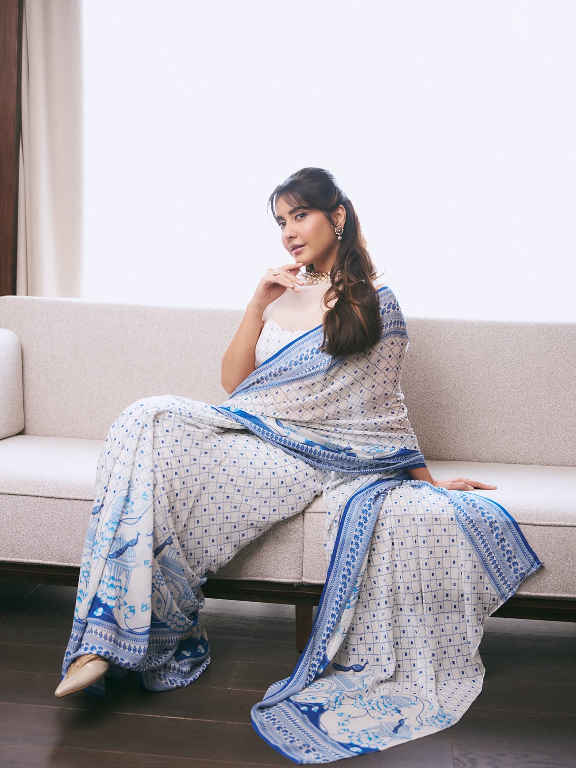 Raashi Khanna | ధర్మన్ కోసం రెమ్యూనరేషన్ డబుల్ చేసిన రాశీఖన్నా - Image 6
