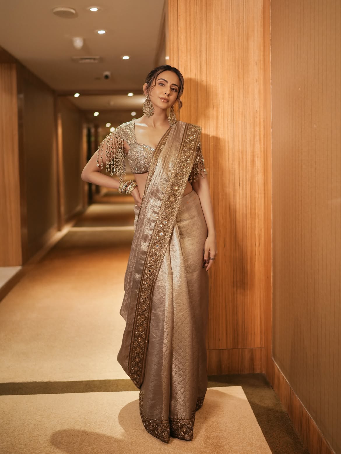 Rakul Preet Singh | రామాయణ ట్రైలర్ లాంఛ్ ఈవెంట్లో రకుల్ ధరించిన చీర ఖరీదు ఎంతో తెలుసా? - Image 9