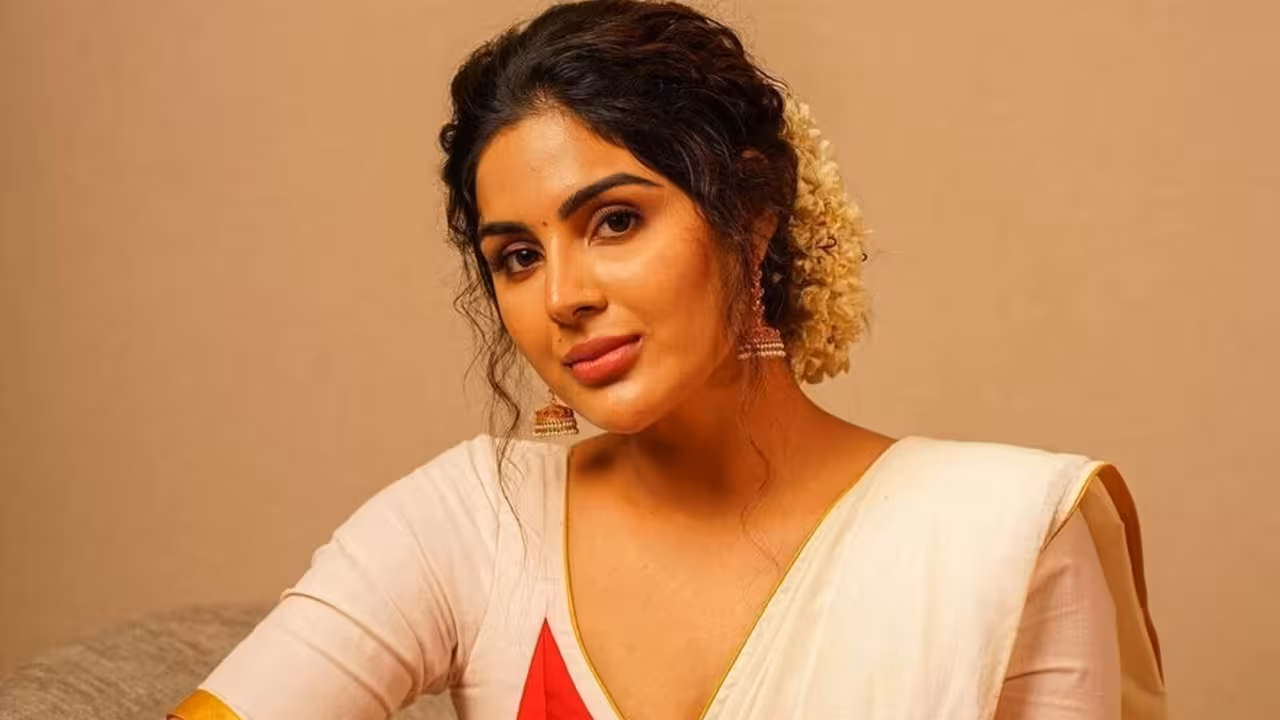 Samyuktha | సంయుక్తకు ఇదేం పరీక్ష..! సినిమాలన్నీ రెడీ.. రిలీజ్ డిలే..!