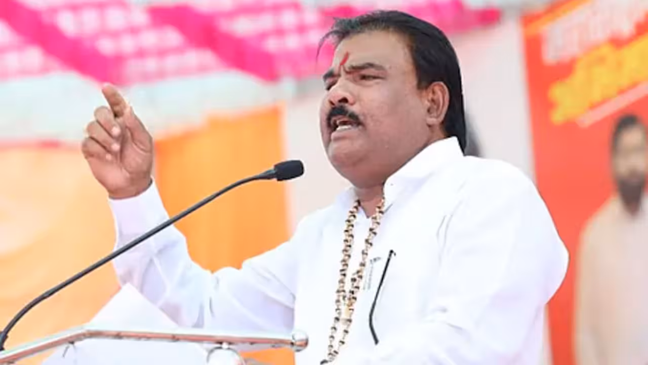 Sanjay Gaikwad | ఆత్మహత్య చేసుకునే రైతుల అంత్యక్రియలకు ఎవరూ హజరుకావొద్దు: ఎమ్మెల్యే సంజయ్