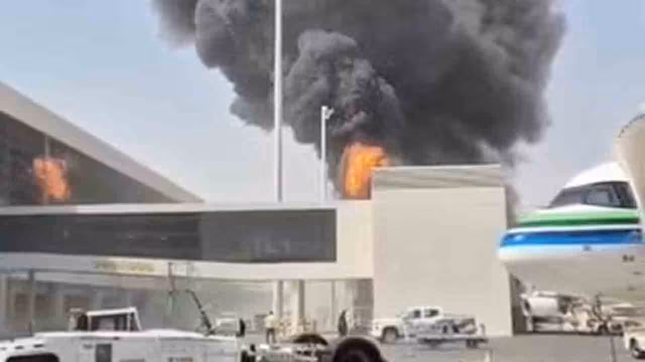 Saudi Airport | సౌదీ ఎయిర్పోర్టుపై హౌతీల దాడి.. భారతీయుడు మృతి