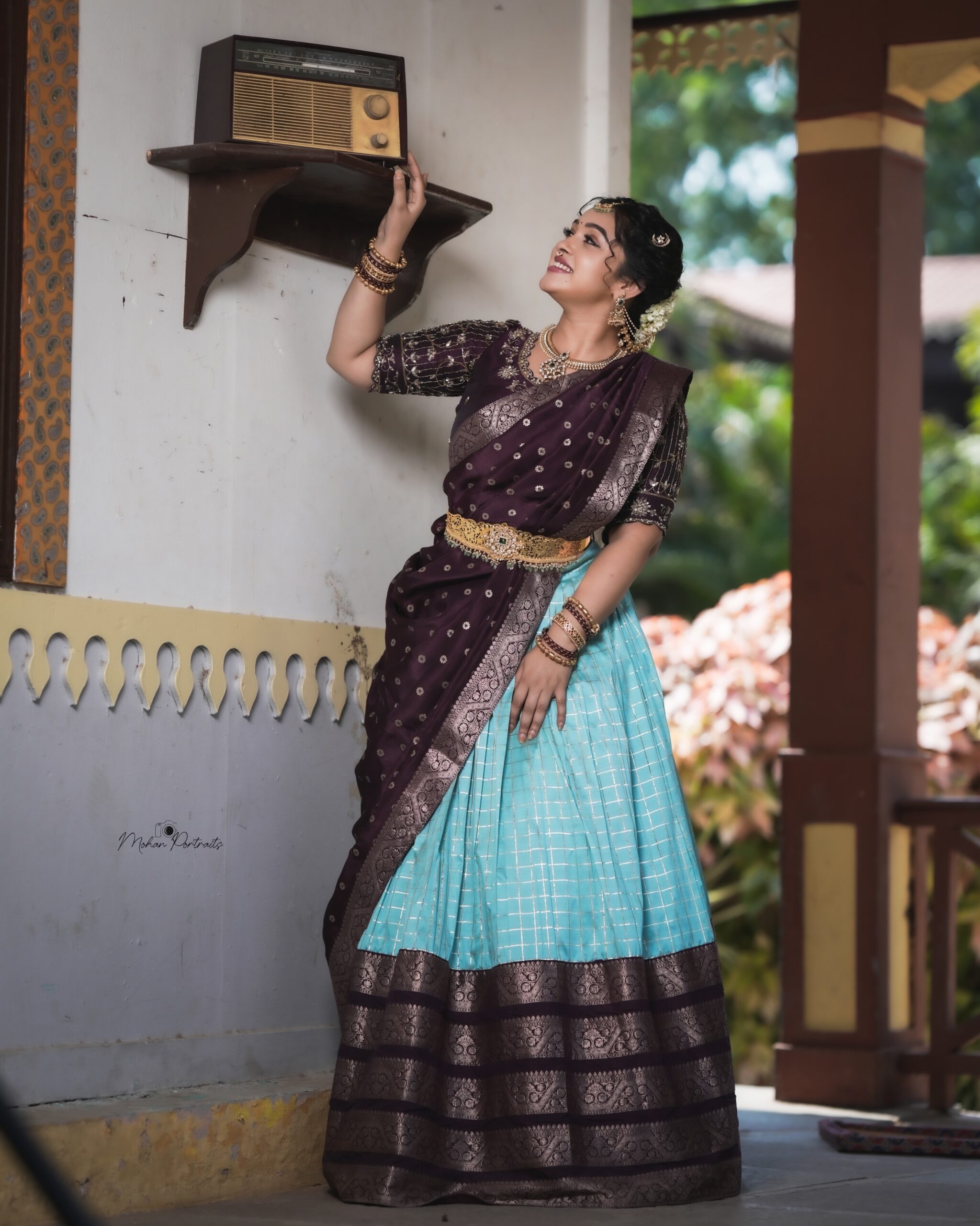 Serial Actress | లంగా ఓణీలో అగ్నిసాక్షి సీరియల్ హీరోయిన్ అందాలు అదుర్స్ - Image 2
