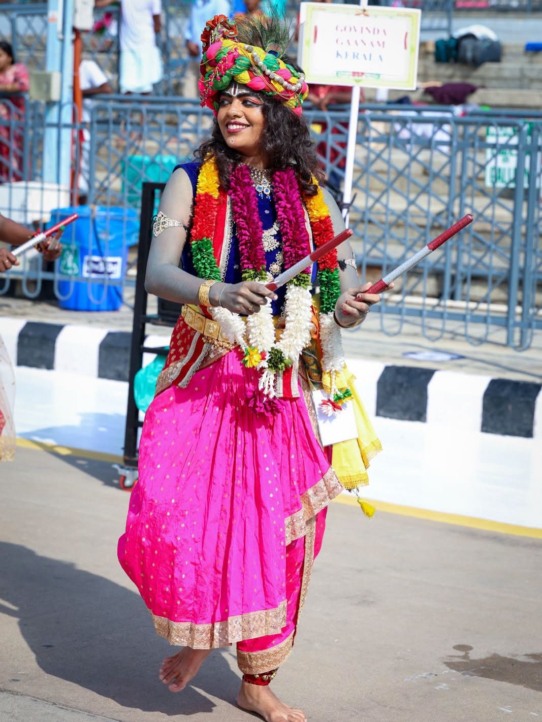 Navratri Brahmotsavam | హనుమంత వాహనంపై కోదండ రాముడు.. పుష్పక విమానంపై గోవర్ధనగిరిధారి - Image 55