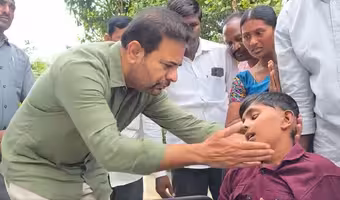 KTR | వినయ్! నేనున్నా భయపడకు.. మంచి వైద్యమిప్పిస్తా