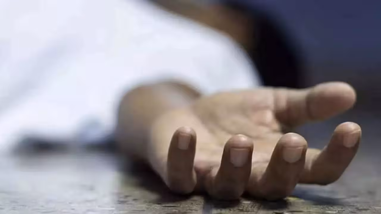 Girl Dies | దసరా సెలవులకొచ్చి.. బాలిక అనుమానాస్పద మృతి