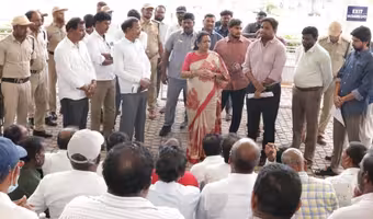 Gadwal Vijaya Lakshmi | ప్రభుత్వంతో మాట్లాడి మీ ఉద్యోగాలు మీకు ఇప్పిస్తం