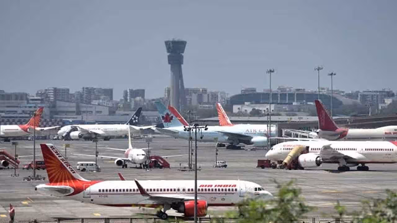 Airport Privatisation | మరో 11 విమానాశ్రయాల ప్రైవేటీకరణ.. దుబాయ్, సింగపూర్లో రోడ్షోలు..