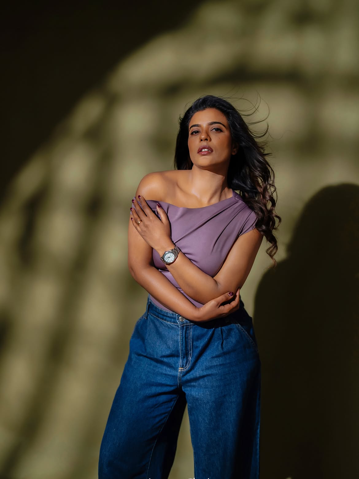 Aishwarya Rajesh | గ్లామర్ రూటులో ఐశ్వర్య రాజేష్ – హాట్ ఫొటోలతో షేక్ - Image 8