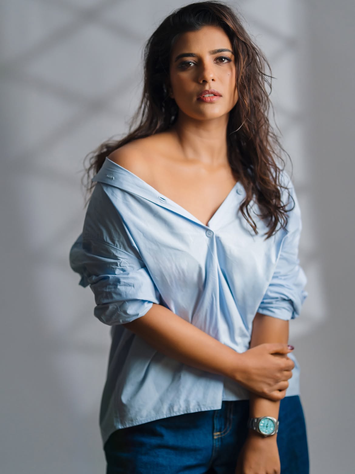 Aishwarya Rajesh | గ్లామర్ రూటులో ఐశ్వర్య రాజేష్ – హాట్ ఫొటోలతో షేక్ - Image 1
