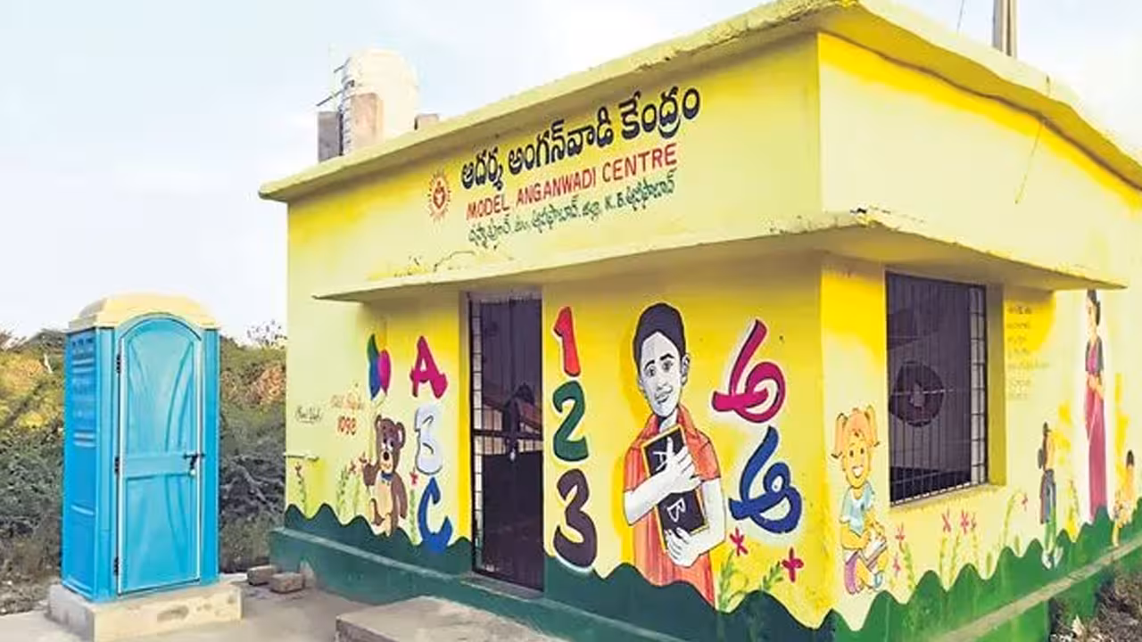 Anganwadi Recruitment | అంగన్వాడీ టీచర్లు, హెల్పర్ ఉద్యోగాలు.. ఆసిఫాబాద్, వికారాబాద్ జిల్లాల్లో 697 ఖాళీలు